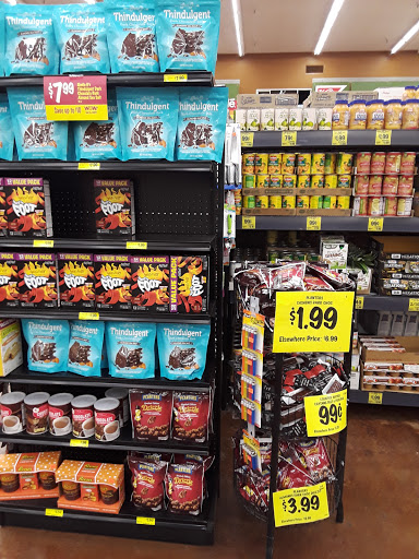 Grocery Store «Grocery Outlet Bargain Market», reviews and photos, 1535 S Novato Blvd, Novato, CA 94947, USA