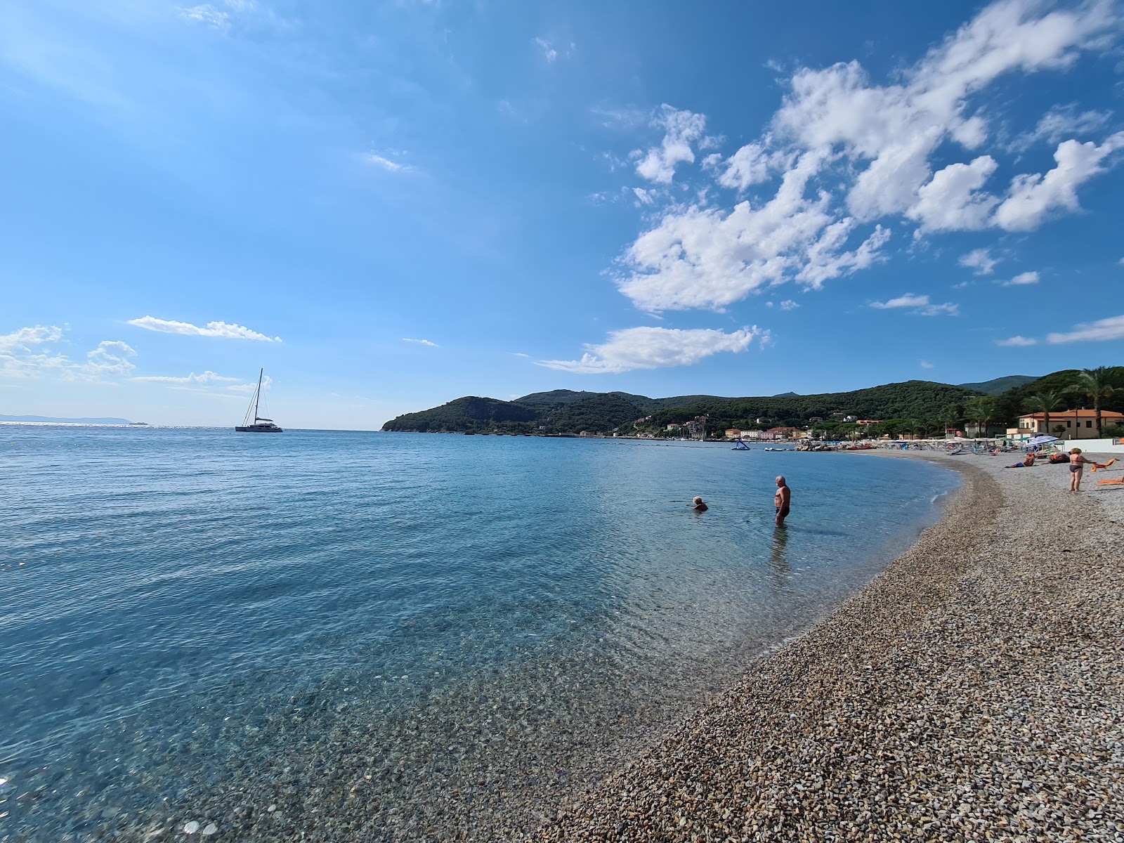 Foto von Cavo Strand mit sehr sauber Sauberkeitsgrad