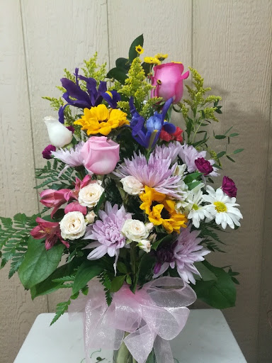 Florist «Joy Flower Shop», reviews and photos, 7630 Fair Oaks Blvd, Carmichael, CA 95608, USA