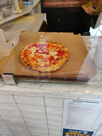 Pizza du Restaurant italien Magnà Street Food à Paris - n°4