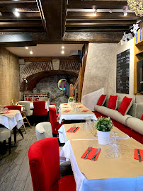 Atmosphère du Restaurant Le Anne Charlotte à Honfleur - n°1