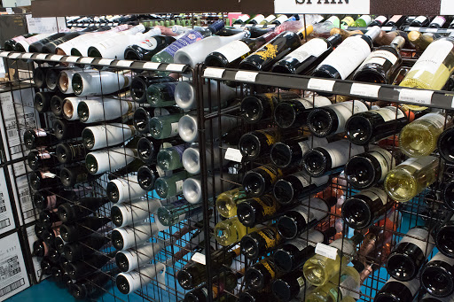 Liquor Store «Checkers Discount Liquors & Wine», reviews and photos, 35202 S Dixie Hwy, Homestead, FL 33034, USA