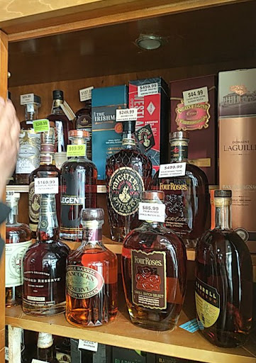 Liquor Store «New Star-Ell Liquor», reviews and photos, 501 Divisadero St, San Francisco, CA 94117, USA