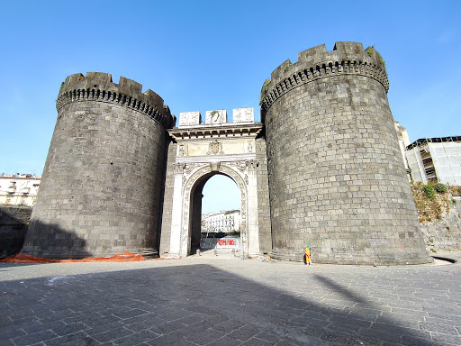 Porta Capuana