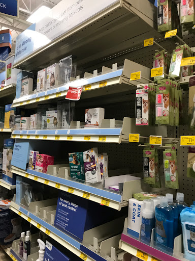 Pet Supply Store «PetSmart», reviews and photos, 3439 Princeton Rd, Hamilton, OH 45011, USA