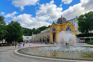 Singing Fountain image