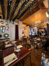 Atmosphère du Restaurant français Le Petit Marché à Paris - n°10