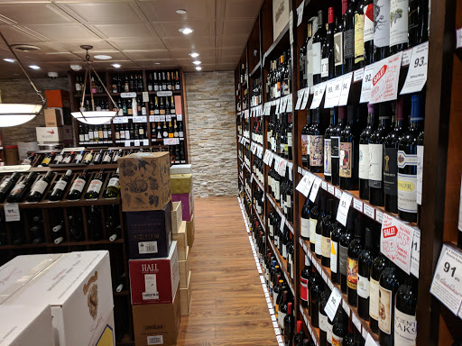 Wine Store «Dominion Wine and Beer», reviews and photos, 107 Rowell Ct, Falls Church, VA 22046, USA