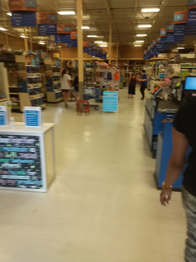 Pet Supply Store «PetSmart», reviews and photos, 15134 Crossroads Pkwy, Gulfport, MS 39503, USA