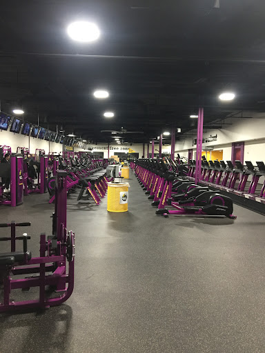 Gym «Planet Fitness», reviews and photos, 2516 Airport Rd, Colorado Springs, CO 80910, USA