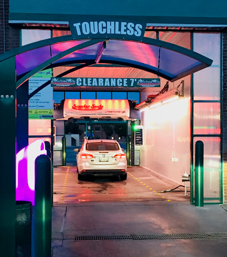 Scuds & Suds Car Wash en El Paso