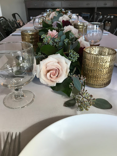 Florist «Grand Avenue Florist», reviews and photos, 1416 SE 8th Ave, Portland, OR 97214, USA