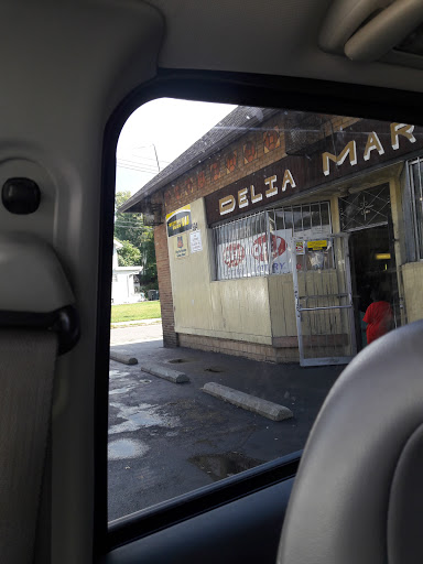 Grocery Store «Delia Market», reviews and photos, 964 Delia Ave, Akron, OH 44320, USA