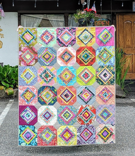 Quilt Shop «Gossypium Quilt Shop», reviews and photos, 355 NW Gilman Blvd #102, Issaquah, WA 98027, USA