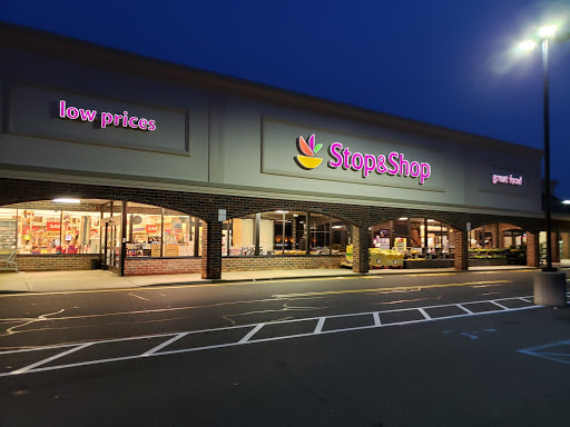 Grocery Store «Stop & Shop», reviews and photos, 1083 Inman Ave, Edison, NJ 08820, USA