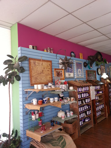 Coffee Shop «Downtown Video & You Maka Me HOT Coffee Roasting Company», reviews and photos, 101 NE 1st Ave, Mineral Wells, TX 76067, USA