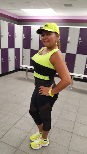 Health Club «Crunch - Richmond Hill», reviews and photos, 115-2 Jamaica Ave, Queens, NY 11418, USA