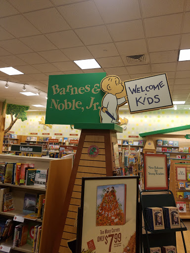 Book Store «Barnes & Noble», reviews and photos, 410 Peachtree Pkwy #252, Cumming, GA 30041, USA