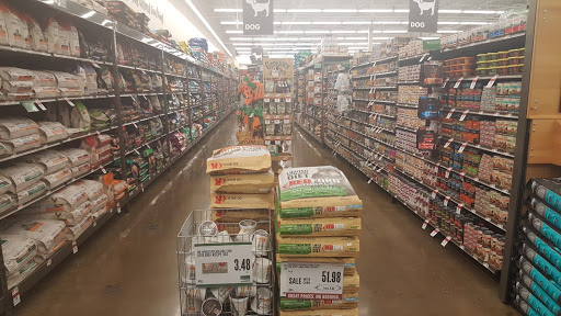 Pet Supply Store «Pet Supplies Plus», reviews and photos, 6675 Grand Ave, Gurnee, IL 60031, USA