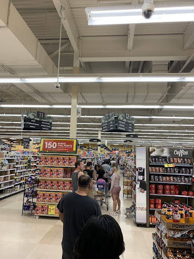 Grocery Store «Kroger», reviews and photos, 21555 21 Mile Rd, Macomb, MI 48044, USA