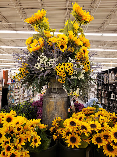 Craft Store «Hobby Lobby», reviews and photos, 1400 N Larkin Ave, Joliet, IL 60435, USA