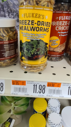 Pet Supply Store «Pet Supplies Plus», reviews and photos, 1816 S Stephenson Ave, Iron Mountain, MI 49801, USA