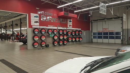 Car Repair and Maintenance «Burnsville Toyota Service & Parts», reviews and photos, 14800 Burnhaven Dr, Burnsville, MN 55306, USA