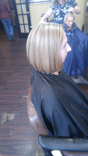 Beauty Salon «Hair House», reviews and photos, 57 Bridgeport Ave, Milford, CT 06460, USA