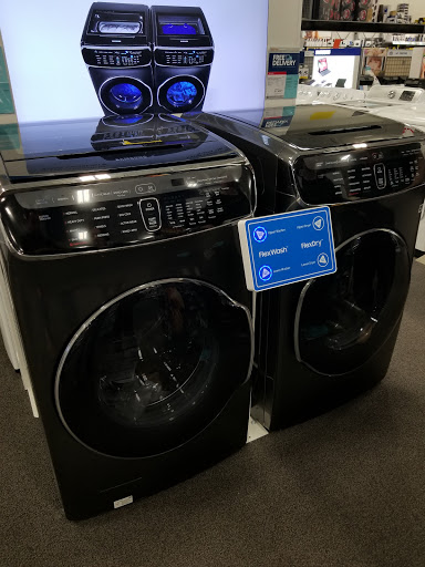 Electronics Store «Best Buy», reviews and photos, 1220 S Duff Ave, Ames, IA 50010, USA