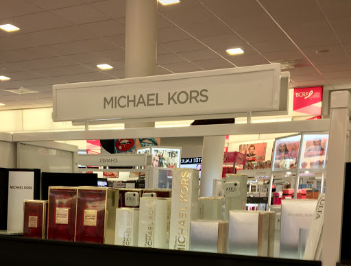 Hair Salon «Ulta Beauty», reviews and photos, 3541 28th St SE, Grand Rapids, MI 49512, USA