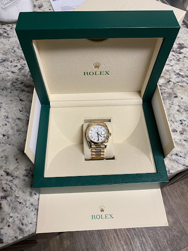 Jewelry Store «DeVons Jewelers», reviews and photos, 1151 Galleria Blvd, Roseville, CA 95678, USA