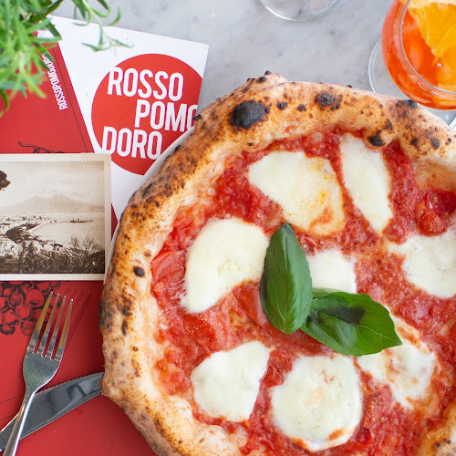Reviews of Rossopomodoro Chelsea in London - Pizza