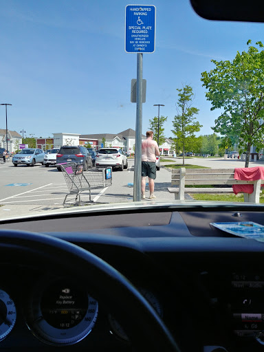 Grocery Store «Stop & Shop», reviews and photos, 101 Andrew Ave, Wayland, MA 01778, USA