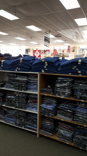 Clothing Store «G&L Clothing», reviews and photos, 1801 Ingersoll Ave, Des Moines, IA 50309, USA