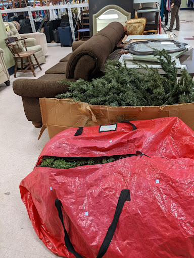 Thrift Store «Goodwill», reviews and photos, 801 N Broad St, Middletown, DE 19709, USA