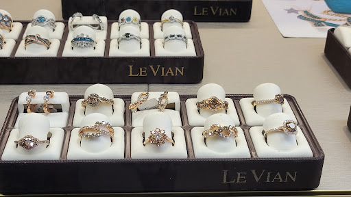 Jewelry Store «Jared The Galleria of Jewelry», reviews and photos, 5327 Concord Pike, Wilmington, DE 19803, USA