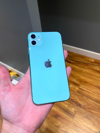 Electronics Repair Shop «Cellfone MD - cell phone repair», reviews and photos, 7637 N Milwaukee Ave, Niles, IL 60714, USA