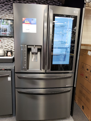 Electronics Store «Best Buy», reviews and photos, 4650 1st Ave NE, Cedar Rapids, IA 52402, USA