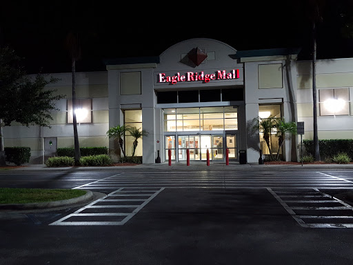 Aéropostale, 451 Eagle Ridge Mall Entrance, Lake Wales, FL 33859, USA, 
