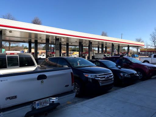 Gas Station «QuikTrip», reviews and photos, 611 Thornton Rd, Lithia Springs, GA 30122, USA
