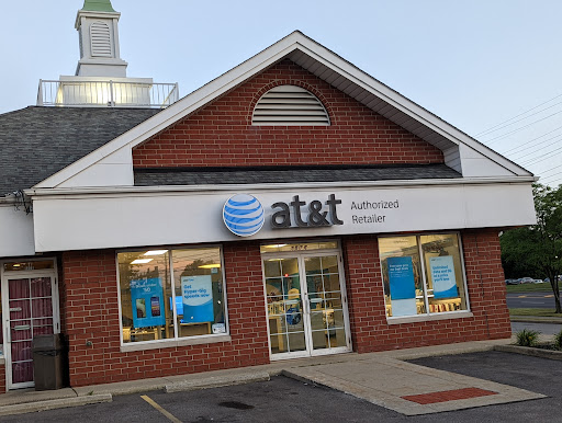 Cell Phone Store «AT&T Authorized Retailer», reviews and photos, 5076 Mayfield Rd, Lyndhurst, OH 44124, USA