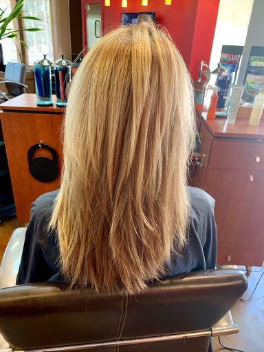 Beauty Salon «Pure Aveda Salonspa», reviews and photos, 206 W 5th Ave, Mt Dora, FL 32757, USA