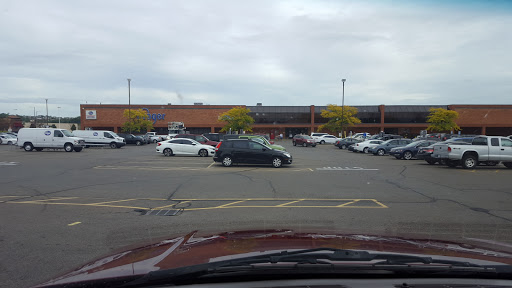 Grocery Store «Kroger», reviews and photos, 1474 Main St, Hamilton, OH 45013, USA