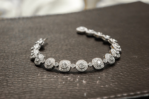 Jeweler «Beach City Jewelers», reviews and photos, 347 Main St, Seal Beach, CA 90740, USA