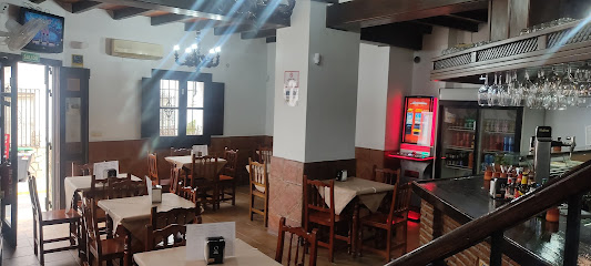 Bar Restaurante  La Lealtad  - Pl. la Constitución, 2, 11330 Jimena de la Frontera, Cádiz, Spain