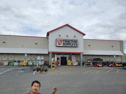 Home Improvement Store «Tractor Supply Co.», reviews and photos, 6801 Florida 50, Groveland, FL 34736, USA