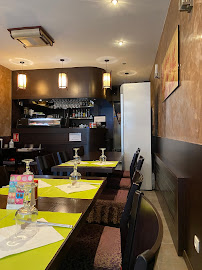 Atmosphère du Restaurant japonais Sushi Clémenceau à Maisons-Alfort - n°1