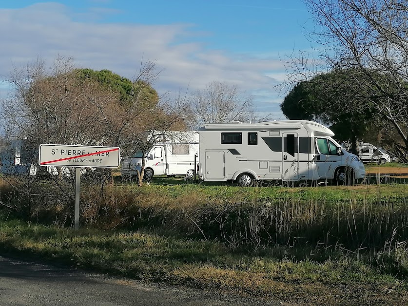 aire de services et stationnement camping car à Fleury (Aude 11)