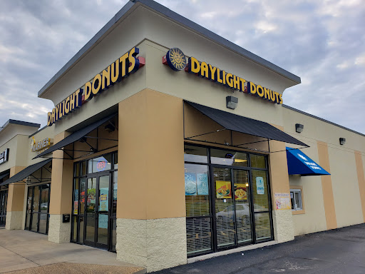 Daylight Donuts, 1105 Southview Ln #114, Tuscaloosa, AL 35405, USA, 