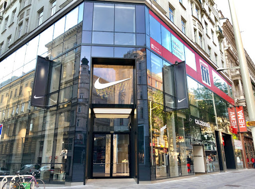 Läden, um Balaclava Nike zu kaufen Vienna